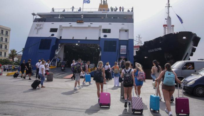 Διαμέρισμα Στο Κέντρο Δίπλα Στα Νοσοκομεία Και Τα Αξιοθέατα Apartamento Atenas Exterior foto